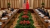 资料照片：美国财长耶伦（左）与中国副总理何立峰（右）在北京钓鱼台国宾馆举行会谈（2023年7月8日）