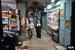 Se percibe cierta normalidad en la Ciudad Vieja de Jerusalén, a dos semanas de la guerra entre Hamás e Israel, que ha dejado muertos y desplazados a ambos lados de la Franja de Gaza. [Foto: Alejandro Ernesto]