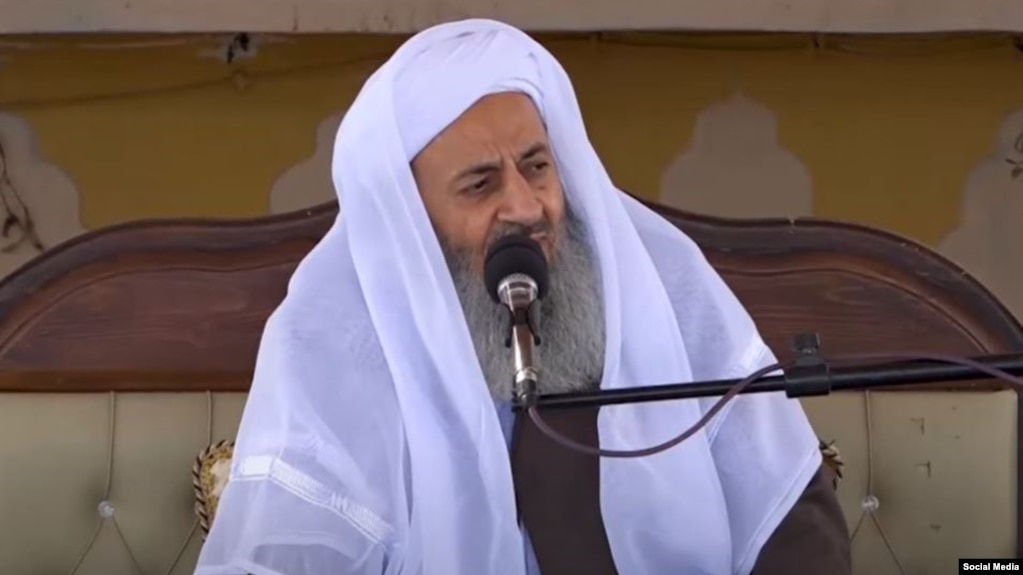 مولوی عبدالحمید، در نماز جمعه ۲۶ آبان زاهدان