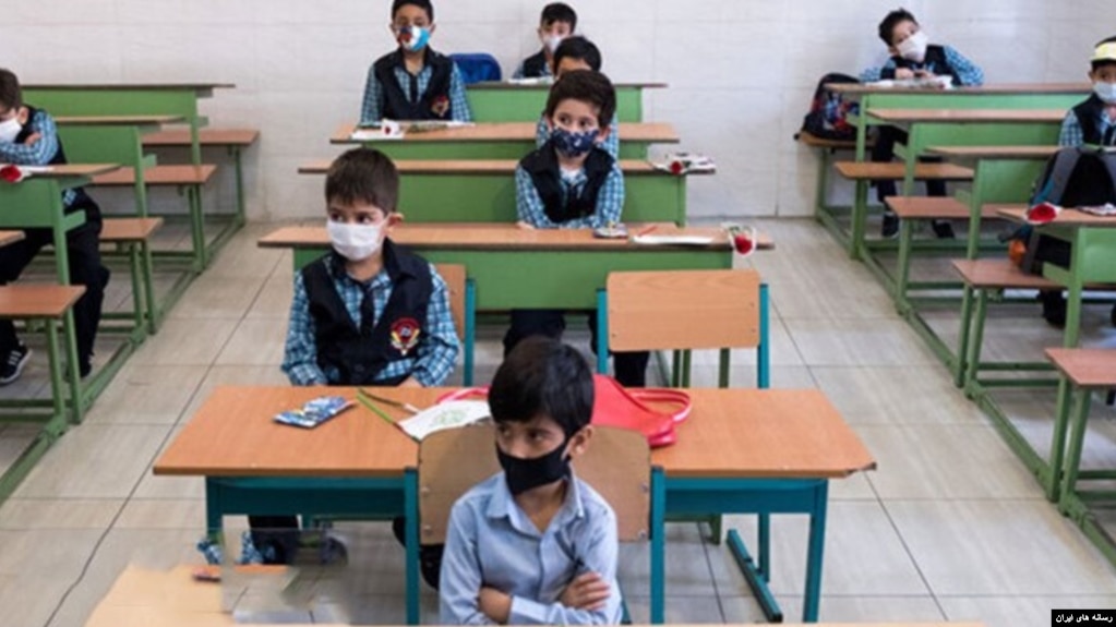 کلاس درس دانش‌آموزان در ایران