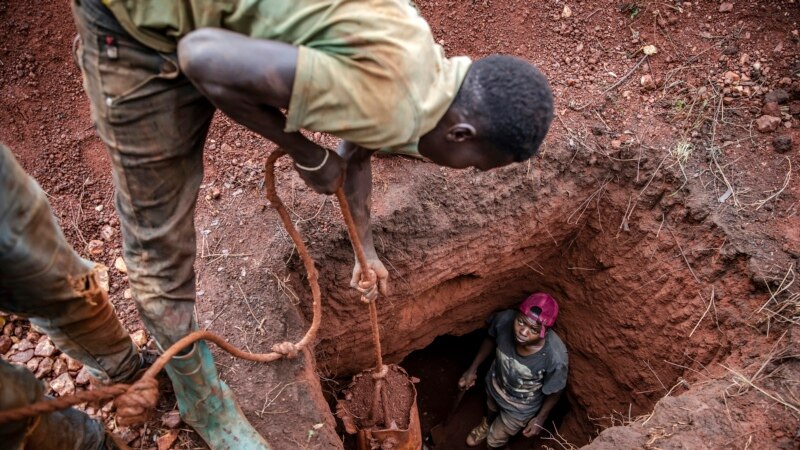 Collapse of Goldmine in Tanzania Kills 22, Official Says