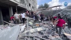 Gazze’de siviller enkaz altındaki yakınlarını arıyor 