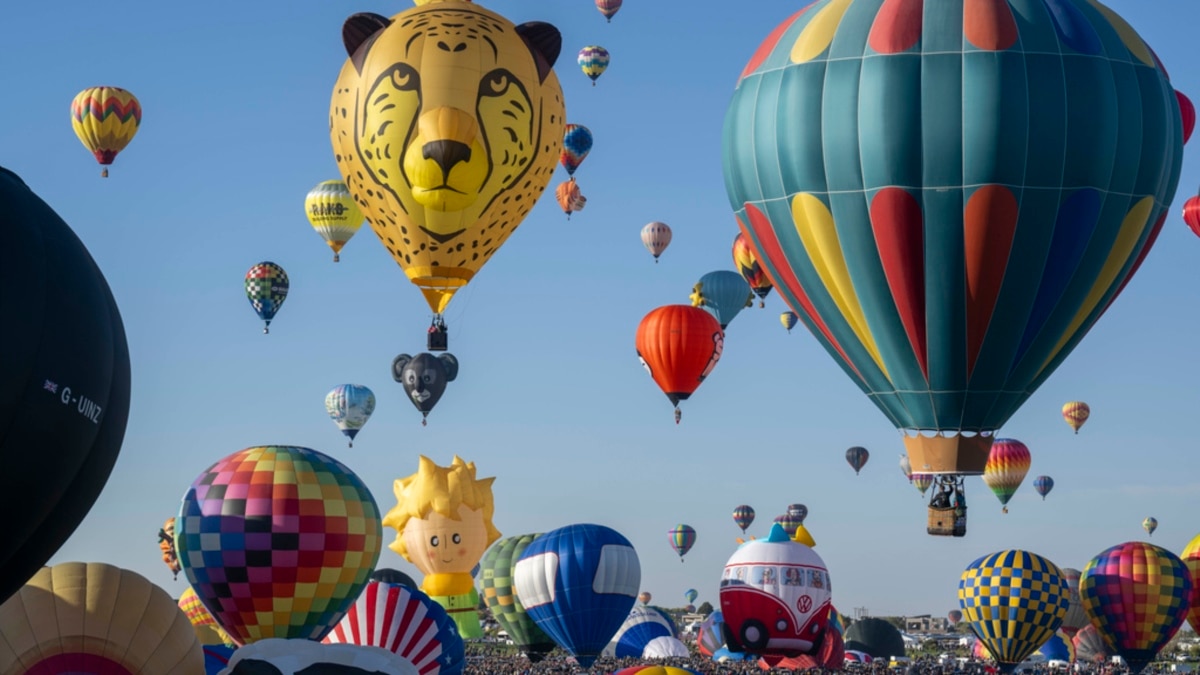 Balloon Fiesta Brings Colorful Displays to New Mexico Sky