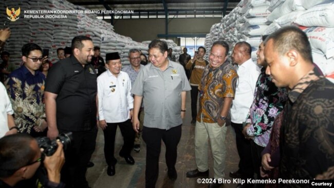 Menko Airlangga luncurkan Program Bantuan Pangan untuk wilayah Provinsi Jambi. (ekon.go.id)