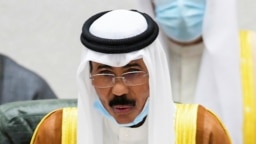 FILE - Emir Kuwait Sheikh Nawaf Al Ahmad Al Sabah di Majelis Nasional Kuwait, 30 September 2020. (AP/Jaber Abdulkhaleg)