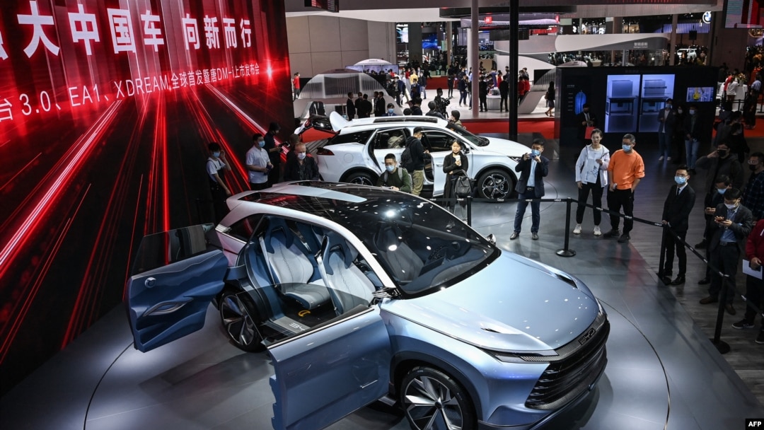 2021年4月19日比亞迪EA1 Xdream汽車亮相第19屆上海國際汽車工業展覽會。