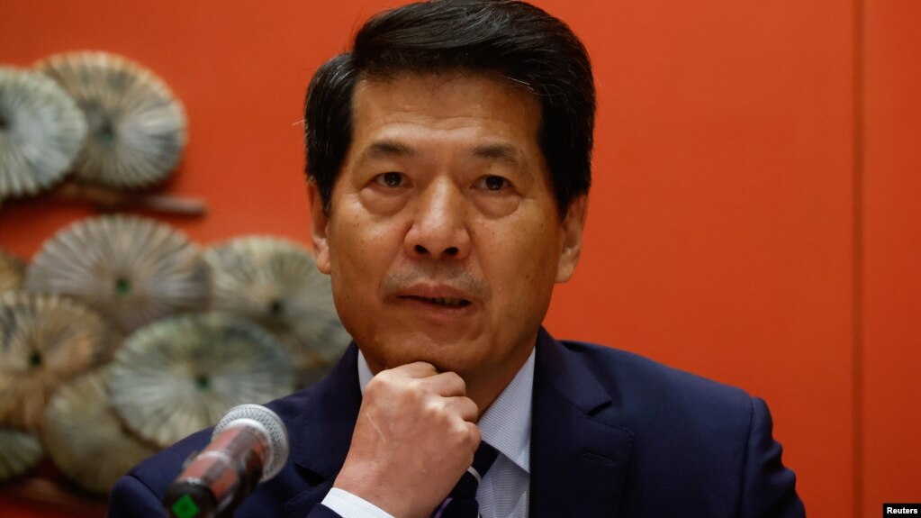 中国负责斡旋俄乌冲突的欧亚事务特使李辉在北京举行的一个新闻发布会上讲话。（2023年6月2日）(photo:VOA)