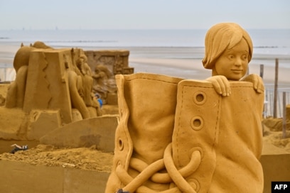 Disney Sand Sculptures Are Popping Up on This Beach in Belgium