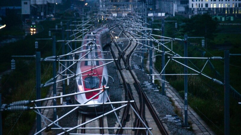 Proyek Kereta Cepat yang Didanai China Tertunda di Indonesia 8 Proyek Kereta Cepat yang Didanai China Tertunda di Indonesia