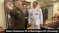 Panglima TNI Laksamana Yudo Margono bertemu denggan Ketua Kepala Staf Gabungan Amerika Jendral Mark A. Milley di Pentagon pada 21 Juni 2023. (Foto: Courtesy/Atase Pertahanan RI di Washington DC)