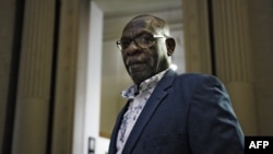 Contrairement à Pierre Basabosé, 76 ans, Séraphin Twahirwa, 65 ans (photo), sera présent aux audience du procès.