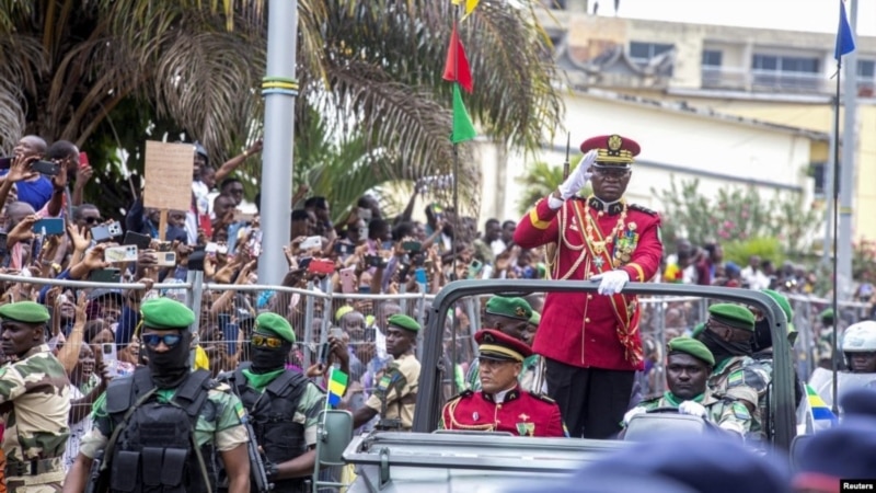 Le pouvoir militaire gabonais annonce des élections en août 2025