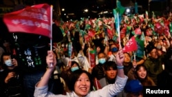 Ljudi na Tajvanu slavi nakon izbora održanih 13. januara.