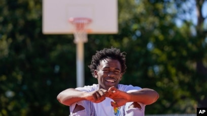 Why Are There So Many Basketball Hoops Without Nets in New York City Parks?  – The Science Survey