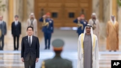 Japanese Prime Minister Fumio Kishida, left, and Emirati President Sheikh Mohammed bin Zayed Al-Nahyan attend a reception for the Japanese leader at Qasr Al Watan in Abu Dhabi, United Arab Emirates, July 17, 2023. 