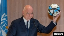Prezidan FIFA Gianni Infantino nan Jenev, La Suis, 21 Me 2023. 