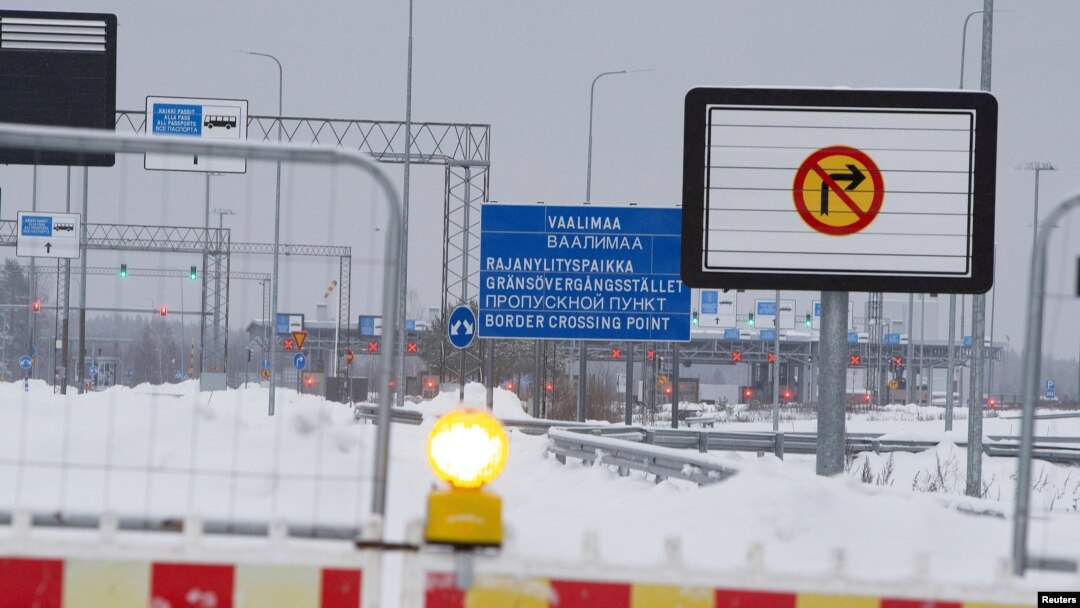 Perbatasan Vaalimaa antara Finlandia dan Rusia ditutup di Virolahti, Finlandia, 29 November 2023. (Lehtikuva/Lauri Heino/via Reuters)