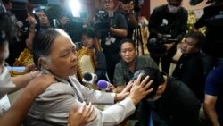 ထိုင်းပစ်ခတ်မှု သေဆုံးသူ့မြန်မာမိခင်ကို သေနတ်သမားဖခင် တောင်းပန်