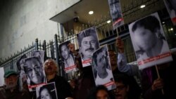 Las agresiones a los periodistas mexicanos continúan mientras ellos exigen mayor seguridad