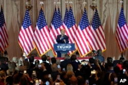 Kandidat presiden dari Partai Republik mantan Presiden Donald Trump berbicara di pesta malam pemilu Super Tuesday, Selasa, 5 Maret 2024, di Mar-a-Lago di Palm Beach, Florida. (Foto: AP)