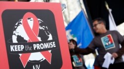 UNAIDS Chief Warns Against Complacency in AIDS Fight