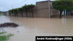 À N'Djamena, de nombreux quartiers ont fait face à des inondations pendant l'été. VOA /André Kodmadjingar