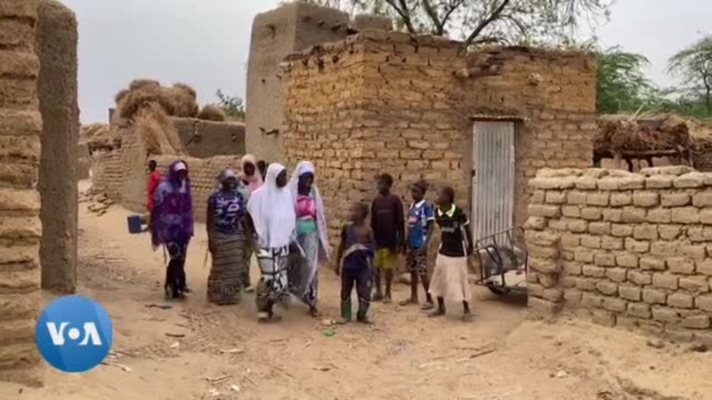 Mali : Kadiatou, l'école à tout prix malgré son handicap