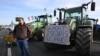 Vazhdon protesta e fermerëve në Francë 