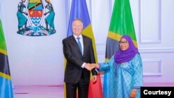 Rais Samia Suluhu Hassan akimpokea Rais wa Romania Klaus Iohannis, Ikulu Dar es Salaam