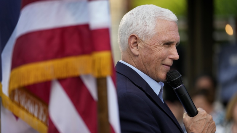 Mike Pence Files Paperwork to Run for US President...