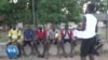Gambie : des rapatriés tentent d’alerter sur les dangers de l'immigration