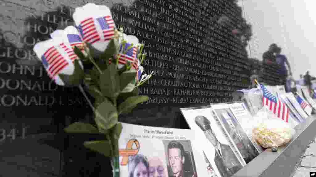 El Memorial Day o Día de los Caídos se realiza en Estados Unidos para conmemorar a los miembros del servicio fallecidos. Pero, también, marca el inicio extraoficial del verano y un largo fin de semana festivo que incluye descuentos en tiendas.