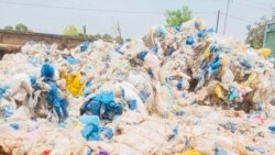 Au Burkina Faso, le fléau des déchets plastiques