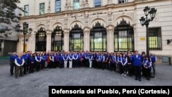 La Defensoría del Pueblo de Perú ha dispuesto 300 comisionados para que se desplieguen en varios puntos del país por las marchas.