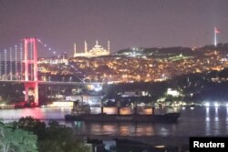 Turkish-flagged bulker TQ Samsun, carrying grain under UN's Black Sea Grain Initiative, transits Bosphorus in Istanbul, Turkey July 18, 2023.