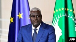 Moussa Faki Mahamat lors d'une conférence de presse avec la chancelière allemande, Berlin, le 20 novembre 2023.