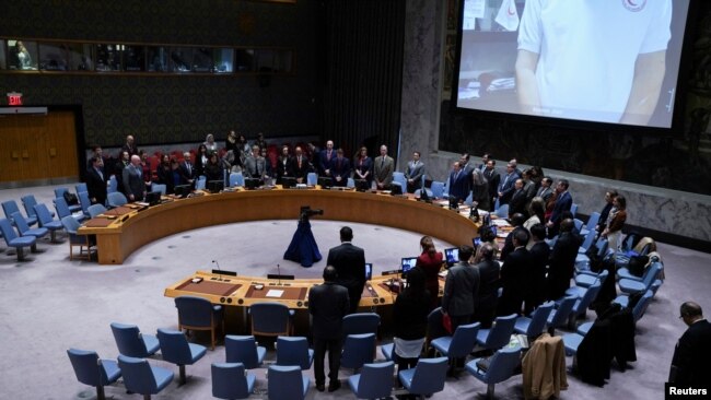 BM Güvenlik Konseyi'nde İsrail ve Gazze'de yaşamını yitirenler için saygı duruşunda bulunuldu