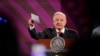 Presiden Meksiko Andres Manuel Lopez Obrador berbicara dalam konferensi pers di Istana Nasional di Mexico City, pada 23 Agustus 2024. (Foto: Mexico Presidency/Handout via Reuters)