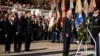 拜登纪念退伍军人节，表示美国退伍军人是国家的“钢铁脊梁”