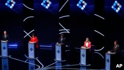 Los candidatos a la presidencia de Argentina durante un debate en Buenos Aires el 8 de octubre de 2023. De izquierda a derecha: Juan Schiaretti, Patricia Bullrich, Javier Milei, Myriam Bregman y Sergio Massa.