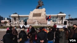 蒙古乌兰巴托政府广场（美国之音/阿南德·图穆尔托古）