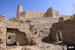 One corner of Bahla Fort, at the foot of the Green Mountain plateau, Oman, October 5, 2023. (Karim SAHIB / AFP)