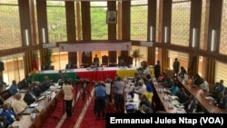 La question des coupures intempestives du courant électrique a été abordée lors de la dernière réunion de sécurité des gouverneurs de région, à Yaoundé, le 19 décembre 2023.