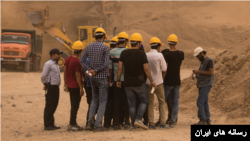 جمعی از کارگران معدن در ایران