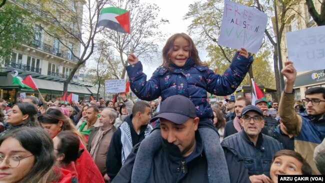 Filistin'e destek gösterisine Fransa'da yaşayan Yahudiler artan oranda destek verdi