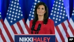 Ứng cử viên tổng thống của đảng Cộng hòa, cựu Đại sứ Liên Hiệp Quốc Nikki Haley phát biểu trong cuộc họp báo ngày 6/3/2024 tại Charleston, bang South Carolina, Hoa Kỳ.