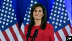 Kandidat presiden dari Partai Republik, mantan Duta Besar PBB Nikki Haley berbicara dalam konferensi pers, 6 Maret 2024, di Charleston, South Carolina (dok: AP/Chris Carlson)