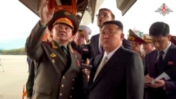 Ông Sergei Shoigu và Lãnh tụ Triều Tiên Kim Jong Un, Vladivostok, Nga, ngày 16/9/2024. 