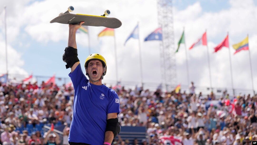 Britain's Andy Macdonald reacts after his first run during the men's skateboarding park preliminaries at the 2024 Summer Olympics, in Paris, France, Aug. 7, 2024.
