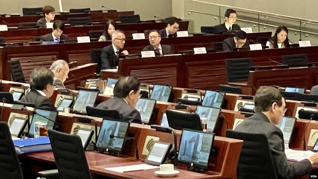 香港立法会3月8日下午开始，连日加开法案委员会会议，逐条审议长达212页的《维护国家安全条例草案》条文 (美国之音/汤惠芸)(photo:VOA)